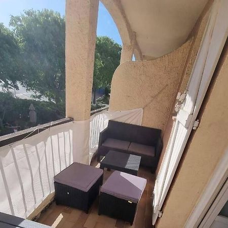 Bel Appartement Avec Balcon Et Parking Prive لو بوزيت المظهر الخارجي الصورة